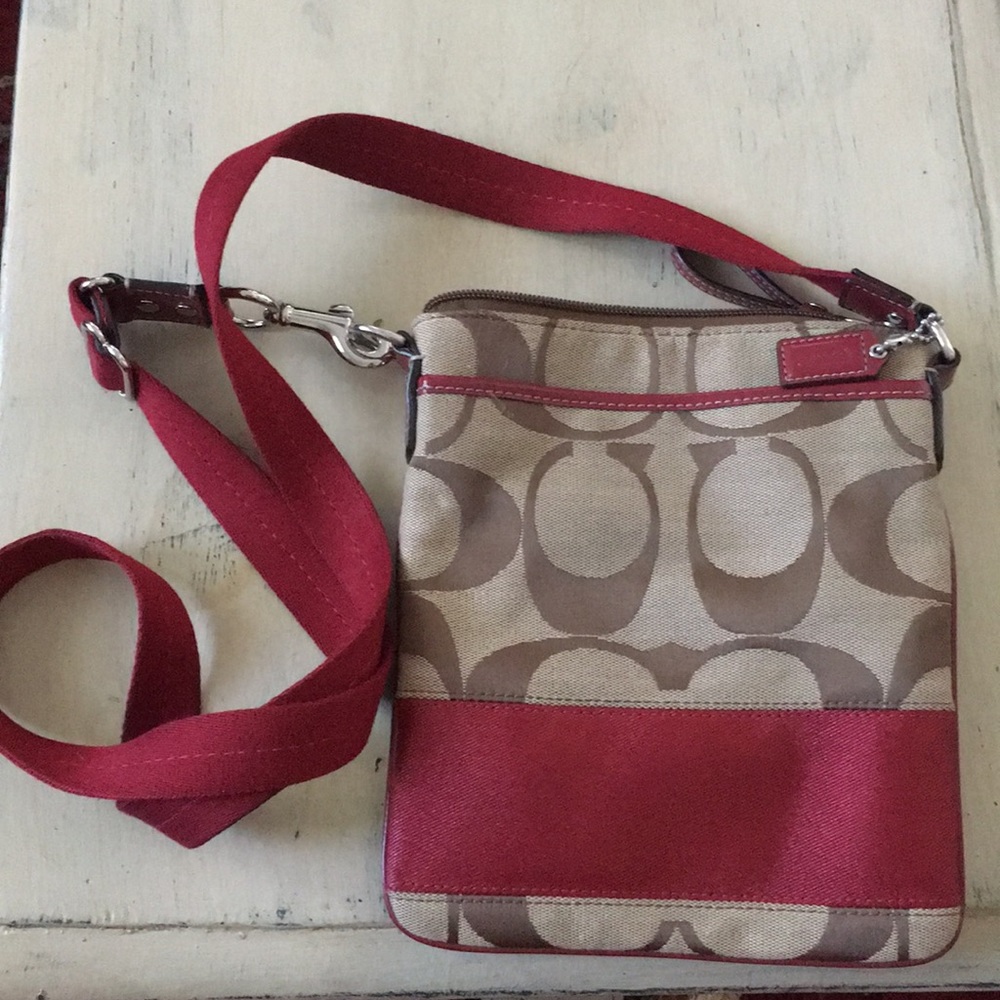 Coach crossbody red and brown bag